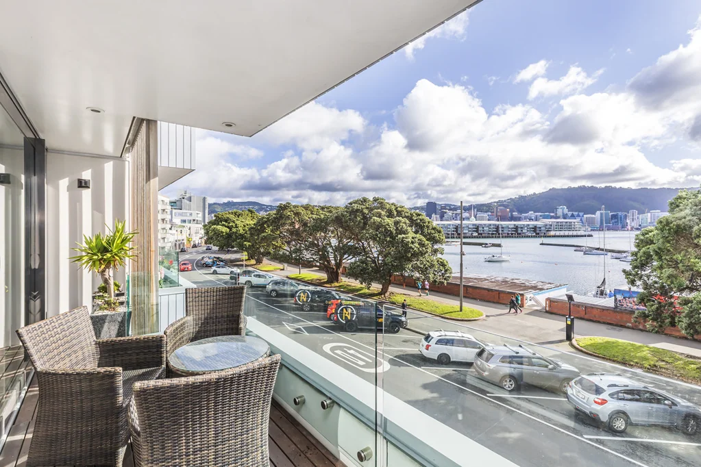 Oriental Bay 4कमरा THE ORIENTAL PARADE LIFESTYLE!