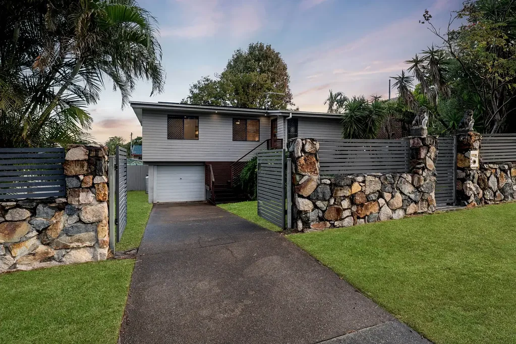 Alexandra Hills 3ਬੈੱਡਰੂਮ Secure Family Living with Side Access on 607m²
