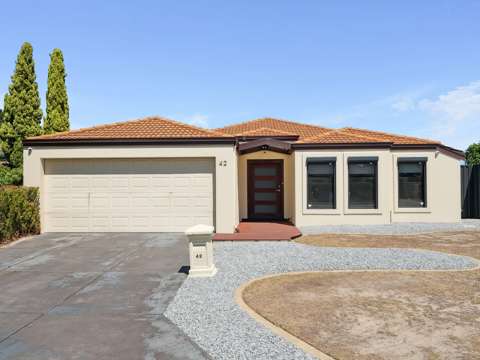 Ellenbrook 4 Bedroom Just Listed!  Spacious 4x2 Family Home in Sought After Location