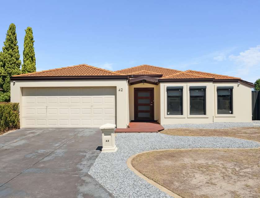 42 San Lorenzo Boulevard, Ellenbrook, WA 6069, 4 Bedrooms, 2 Bathrooms, House