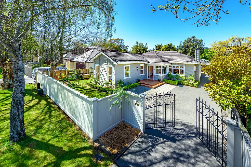25 Thorrington Road, Cashmere, Christchurch, Canterbury