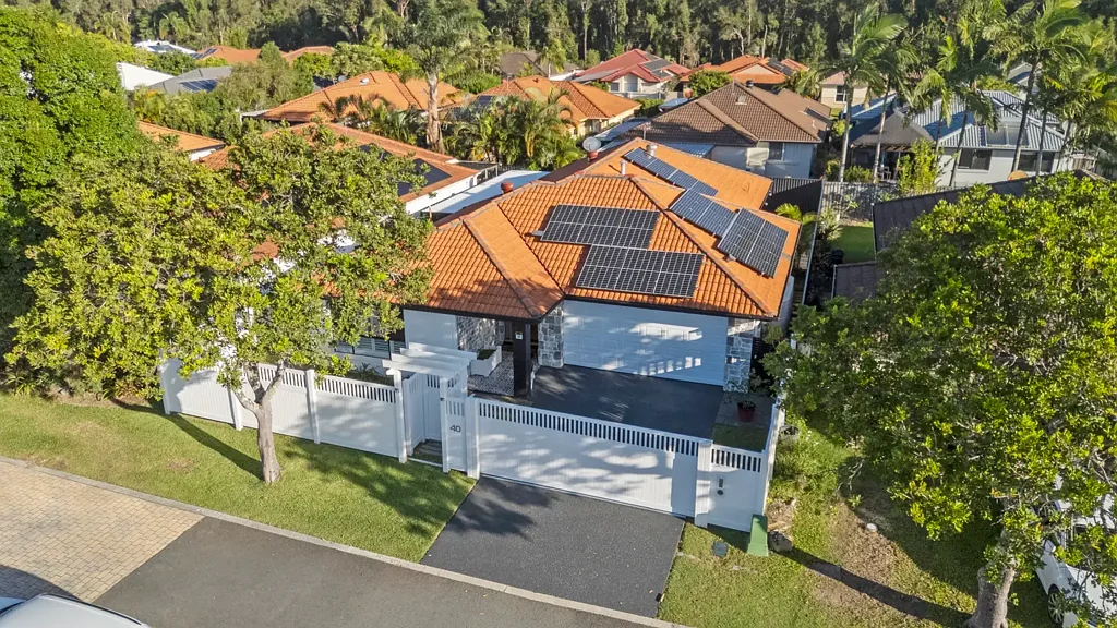 40 Gardendale Crescent, Burleigh Waters, QLD 4220