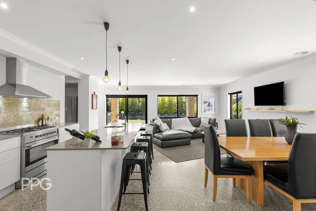 58 Brompton Avenue, Curlewis, VIC 3222