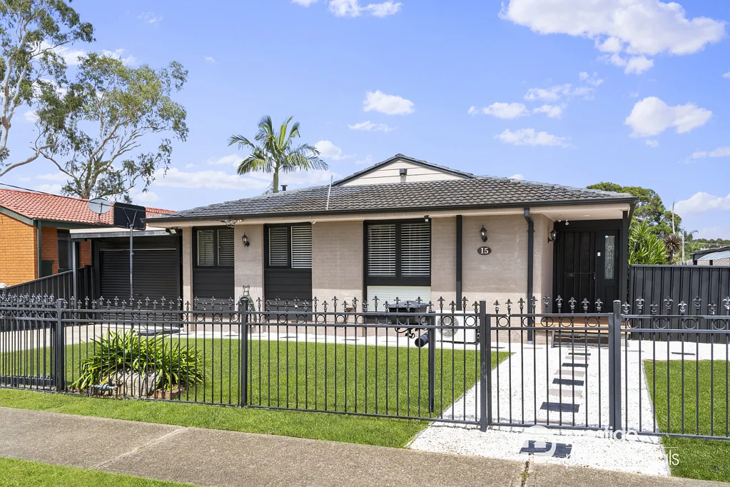 15 Rix Avenue, Hammondville, NSW 2170