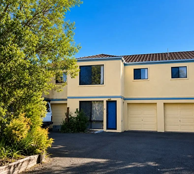 Varsity Lakes 3 Bedroom Spacious, Private & Perfectly Positioned!
