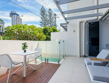 3/13 Second Avenue, Broadbeach, Gold Coast, 4 ਕਮਰੇ, 2 ਬਾਥਰੂਮ, House