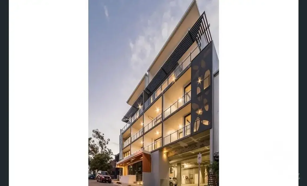 Break Lease-Modern unfurnished apartment,2 Bedrooms, 2 bathrooms, 2 carspaces