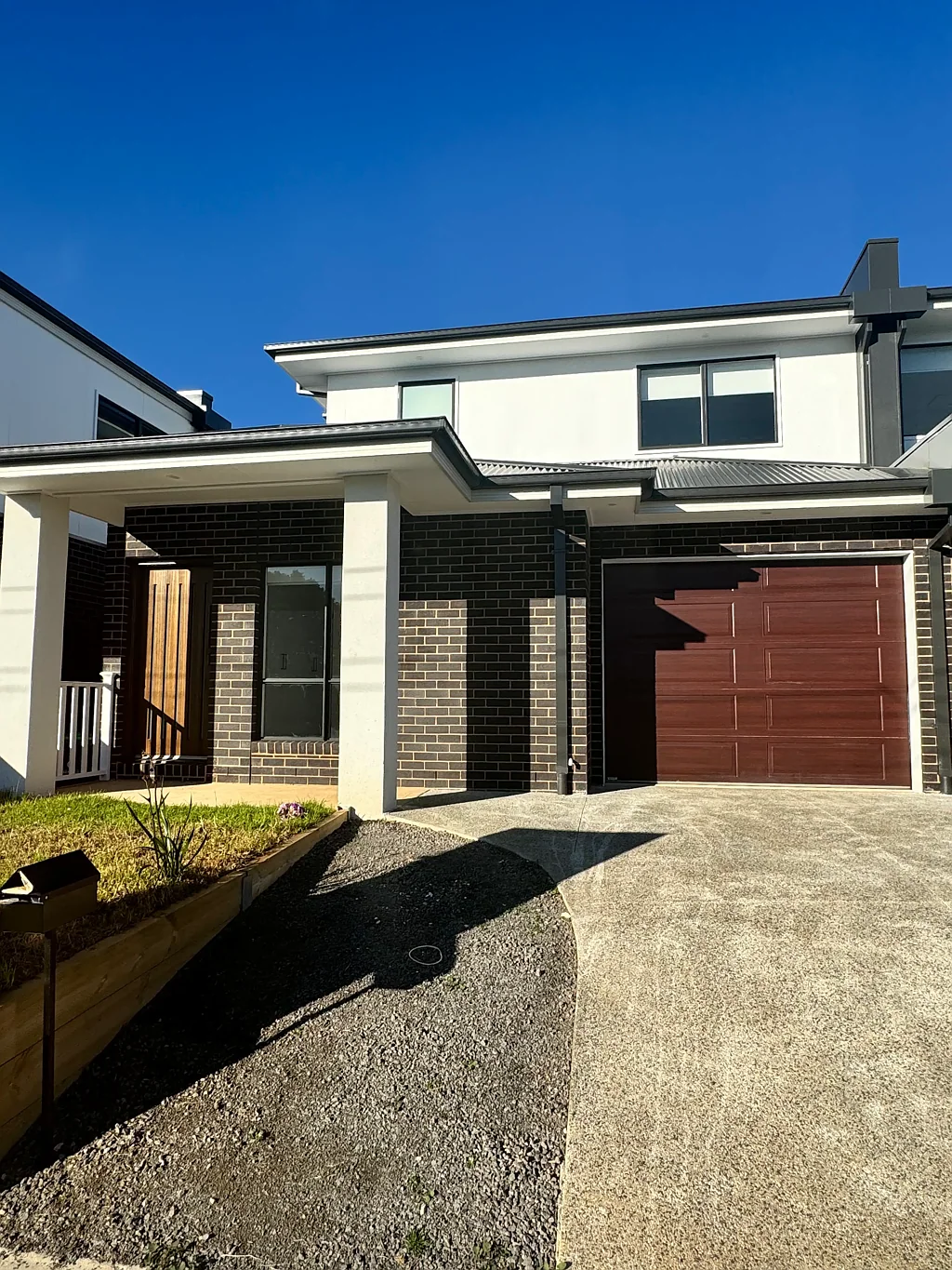 Flora Hill 3Phòng ngủ Brand New & Ready For You!
