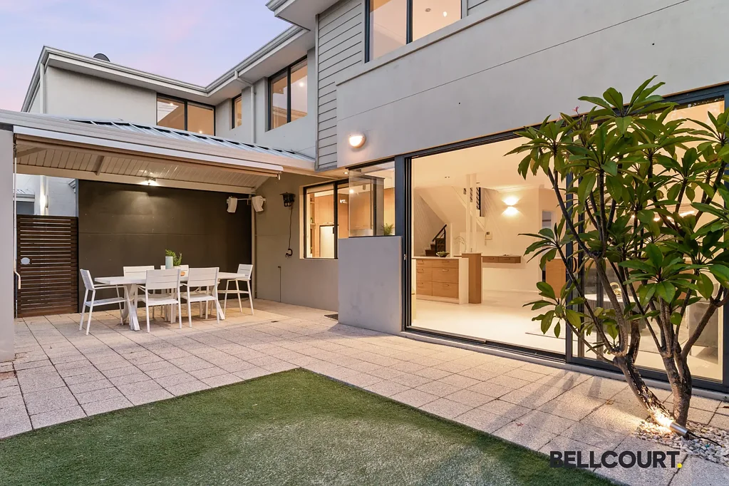3/217 Coode Street, Como, WA 6152
