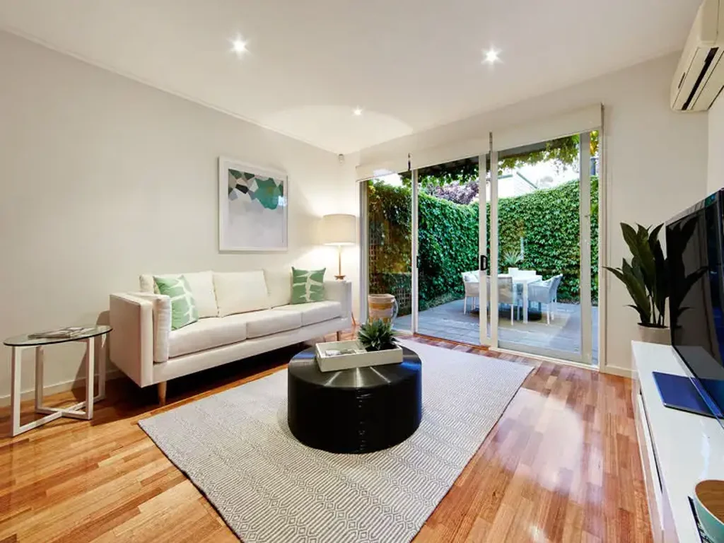 OPEN: Wed 12th Nov 11:30pm - 11:45pm