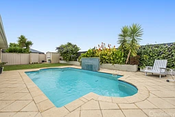 12 Claiborne Road, Secret Harbour
