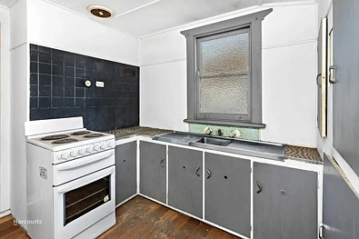 196 Princes Highway, Dapto, NSW 2530, 3房, 1浴, House