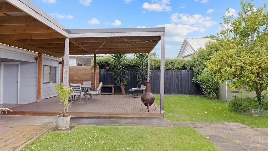 Fully Furnished Coastal Retreat in Cowes – 5 Koala