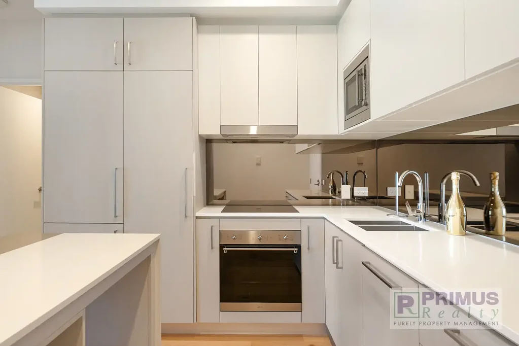 20th Floor Living at NV Apartments - furnished