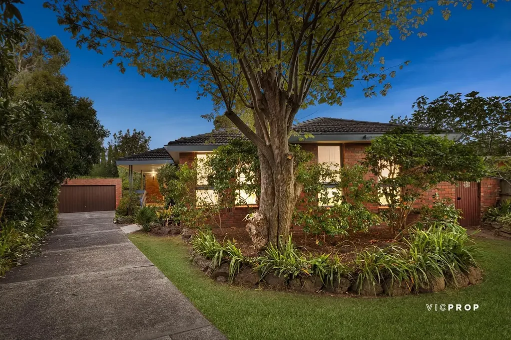 21 Maidstone Place, Ferntree Gully, VIC 3156