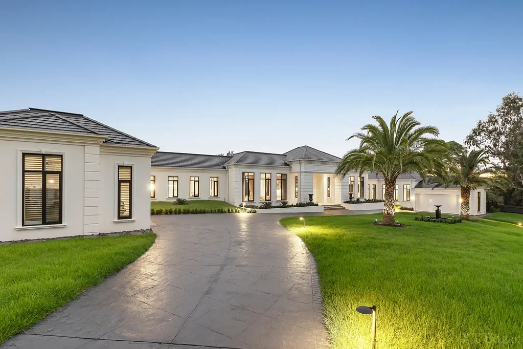 Templestowe 6Kwarto Modern Luxury, Timeless Elegance