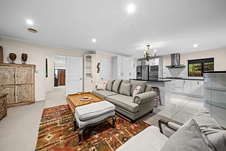 1 Waldorf Crescent, Orewa, Rodney