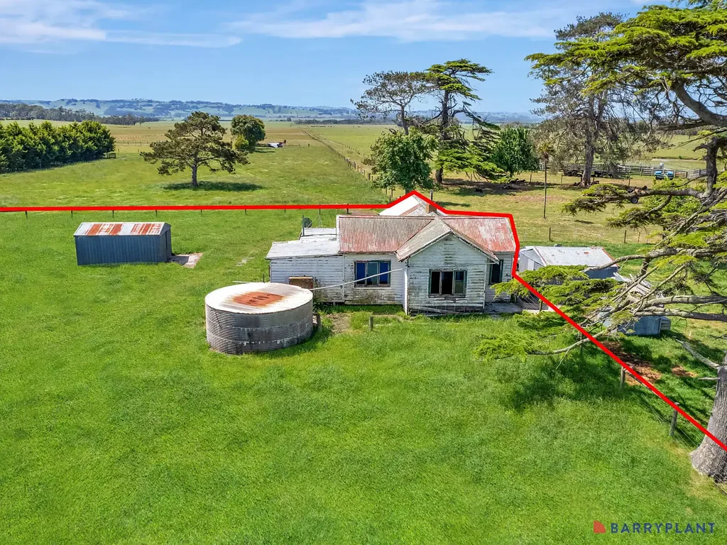 Leongatha South 3房  Transform or Rebuild: Your Dream Property Awaits