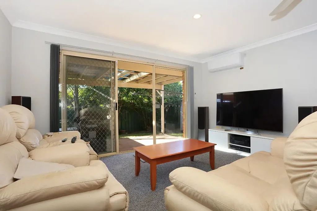 Runaway Bay 2 Bedroom SOLD by Mason Niari