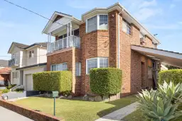 11 Robert Avenue, Russell Lea