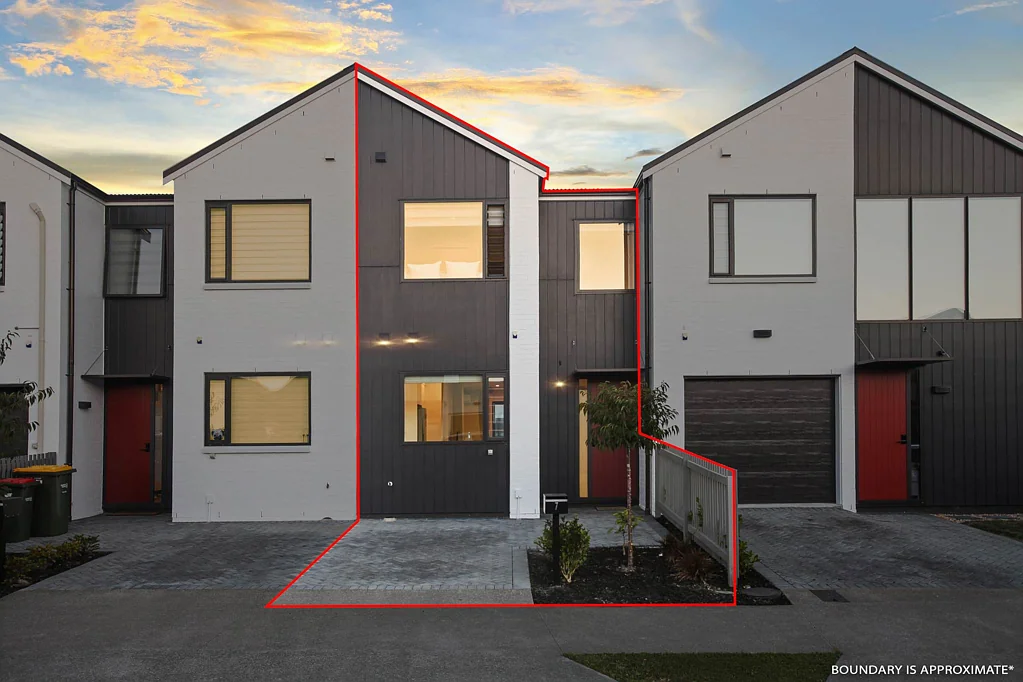 Whenuapai 3ห้องนอน Modern, Rare & Ready to Move In