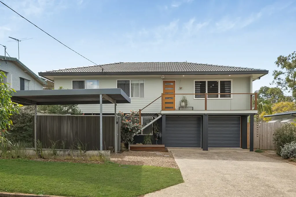 Bracken Ridge 3Zimmer Family Oasis Backing Directly onto Parkland