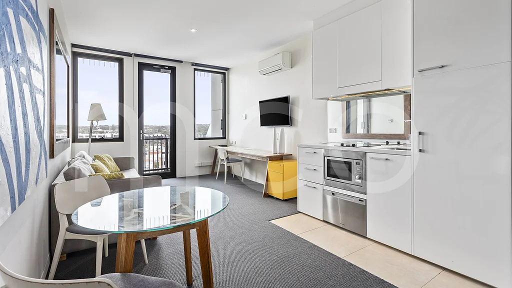 Frankston 1Kwarto Invest in a Beachfront Apartment. Private Balcony with City Views.