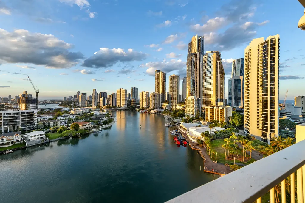 Surfers Paradise 2غرفة نوم PROBABLY THE CHEAPEST PENTHOUSE ON THE GOLD COAST AND PRICE REDUCED FOR IMMEDIATE SALE!