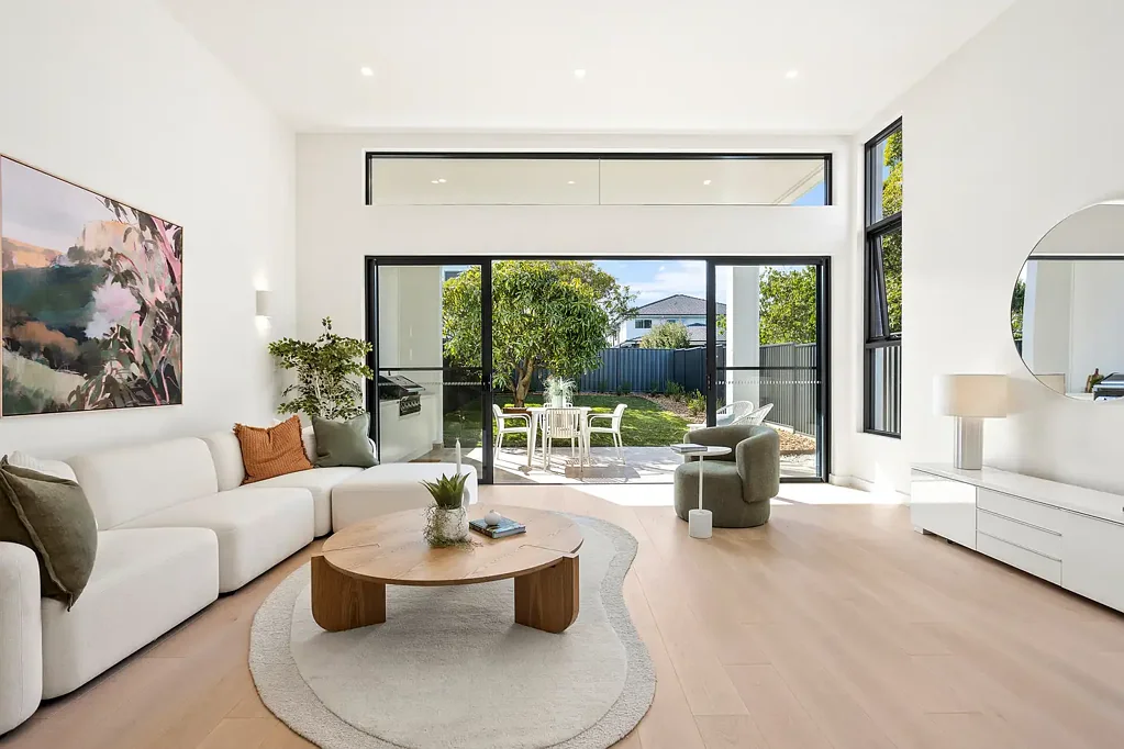 East Corrimal 4房 精致新家庭娱乐住宅 Sophisticated new family entertainer