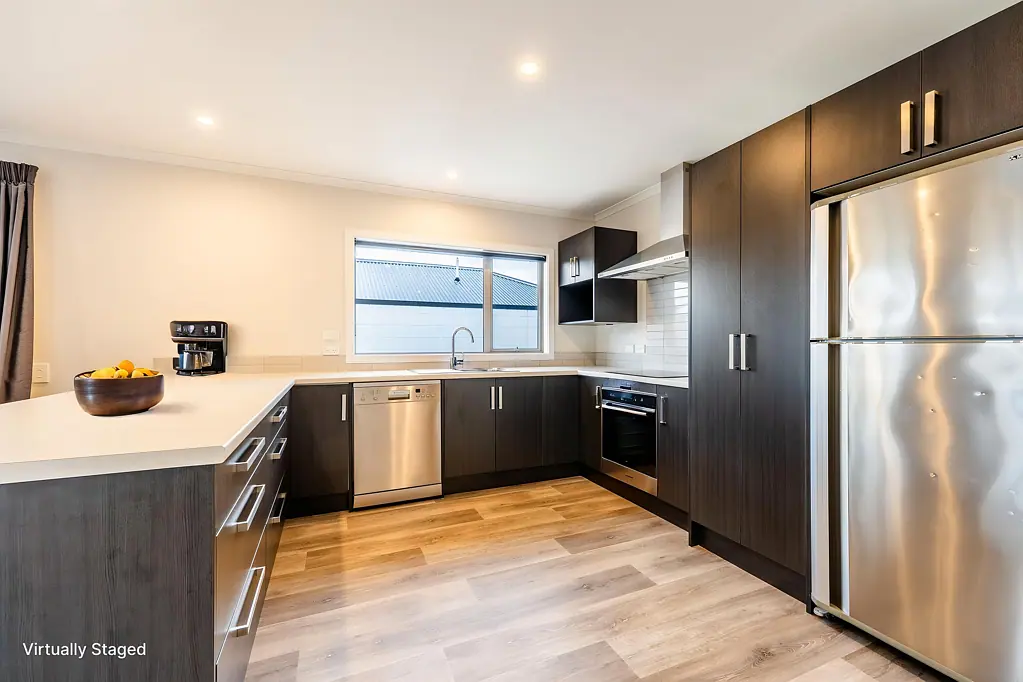 Maori Hill 2 Slaapkamer Property trades considered.
