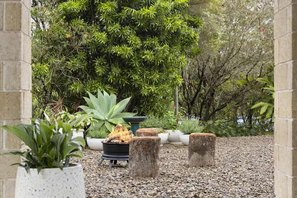 Mooloolah Valley 5कमरा A Private Elevated Family Sanctuary with Space to Spare