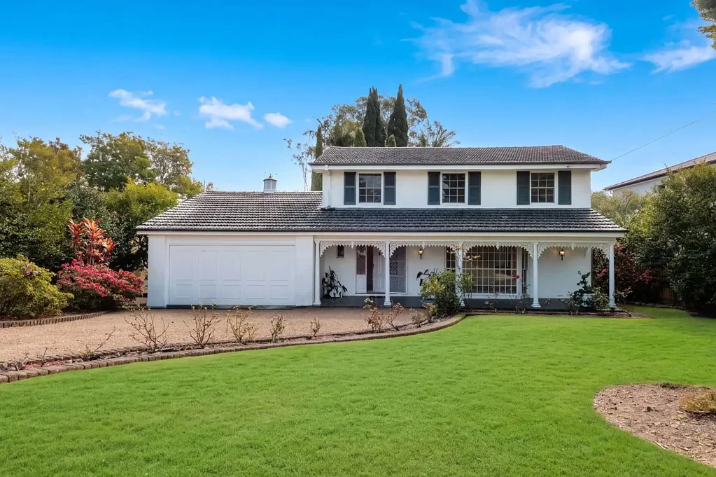 St Ives 4બેડરૂમ Renovate, Rebuild or Develop - 994sqm north-to-rear over 22m frontage