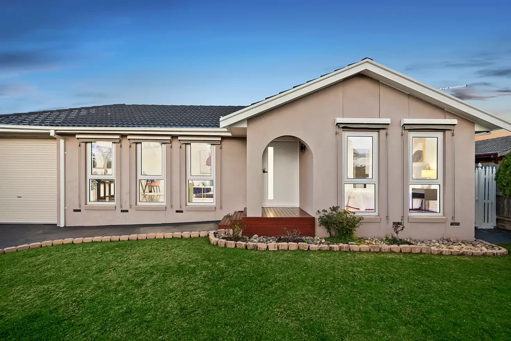 3 Spruce Drive, Rowville, VIC 3178