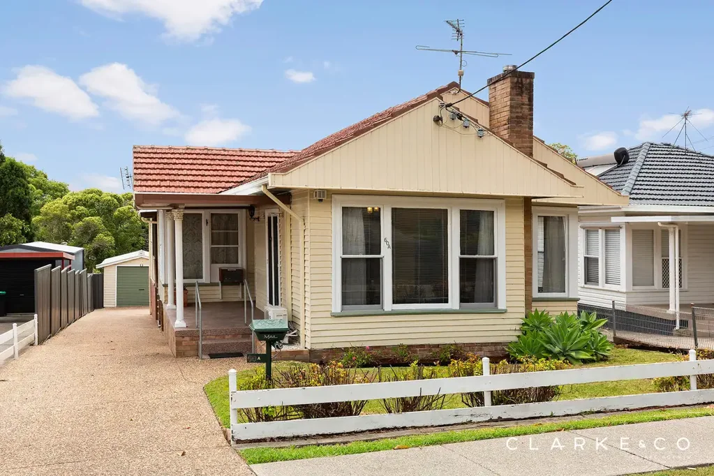 Wallsend 3 Slaapkamer A CHARMING WALLSEND ORIGINAL READY FOR ITS NEXT CHAPTER!