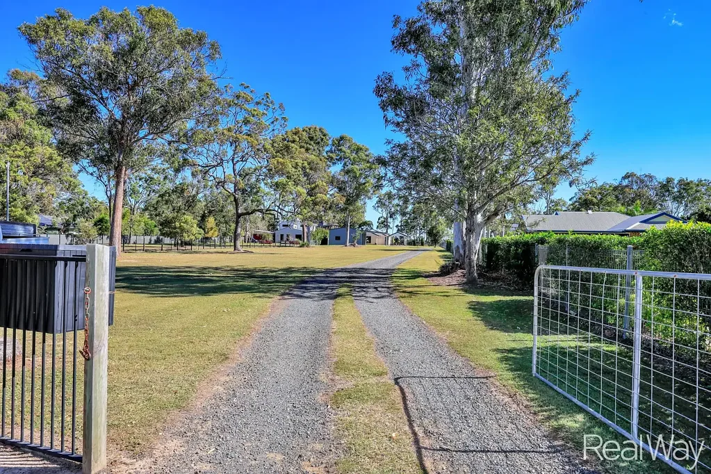 55 Park Estate Drive, Branyan, QLD 4670
