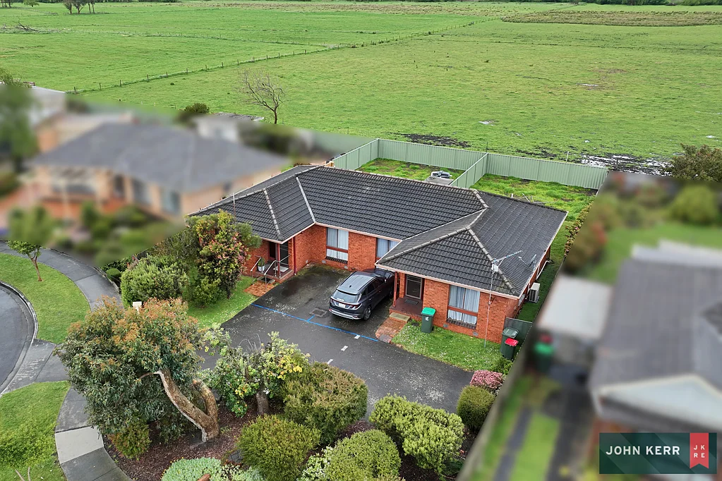 9 & 9A Brock Street, Moe, VIC 3825