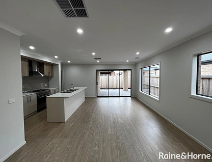 3 Ravine Place, Thornhill Park, North West Melbourne, 4部屋, 2バスルーム, House