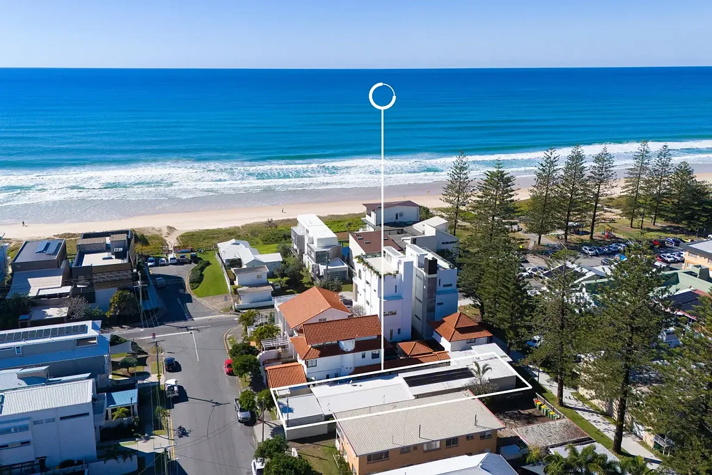 10 Ventura Road, Mermaid Beach, QLD 4218