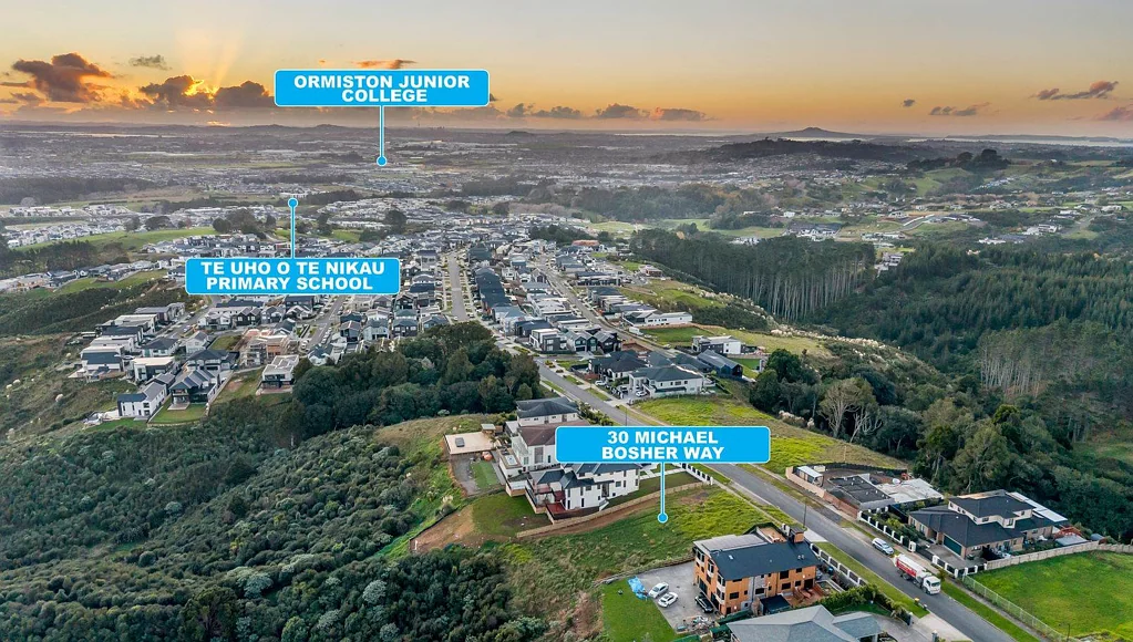 Flat Bush Your Dream Lifestyle Starts Here!