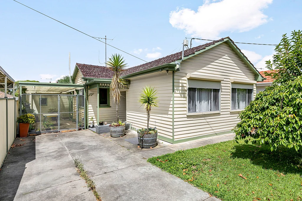 17 Kingsford Avenue, Coburg North, VIC 3058