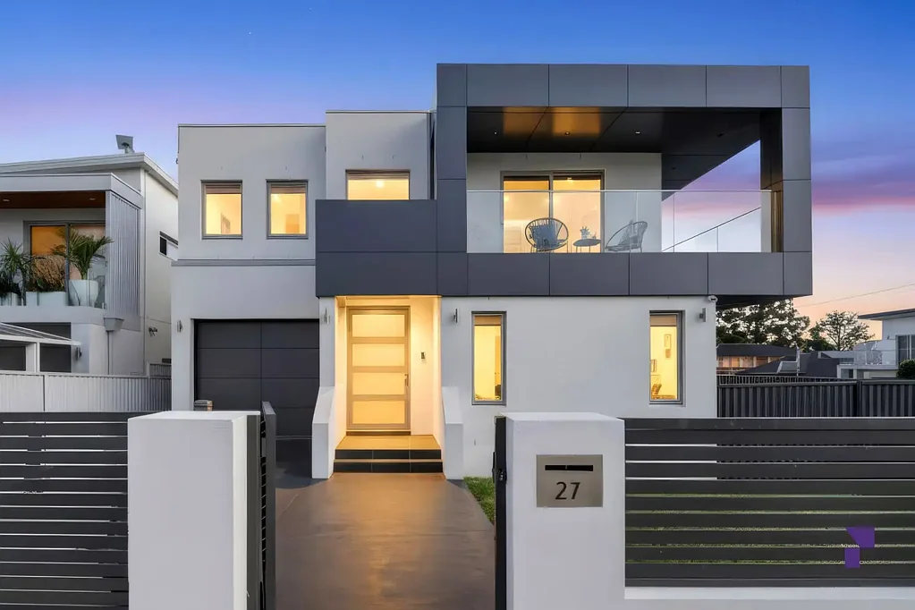 Condell Park 4Zimmer Modern family home reveals a fresh contemporary aesthetic