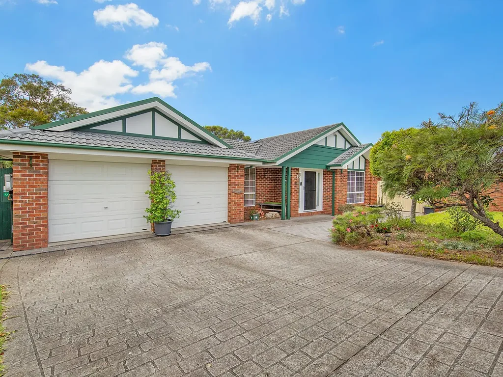 17 Plane Tree Circuit, Woongarrah, NSW 2259