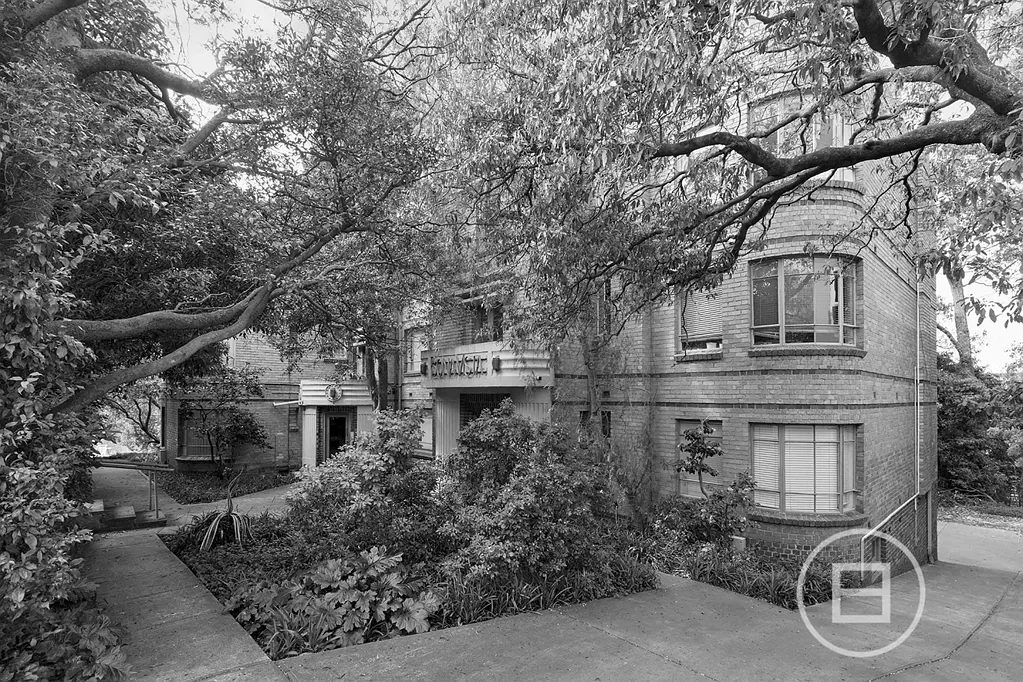 South Yarra 1ਬੈੱਡਰੂਮ Expressions of Interest closing Tuesday 23rd September at 3pm (unless sold prior)