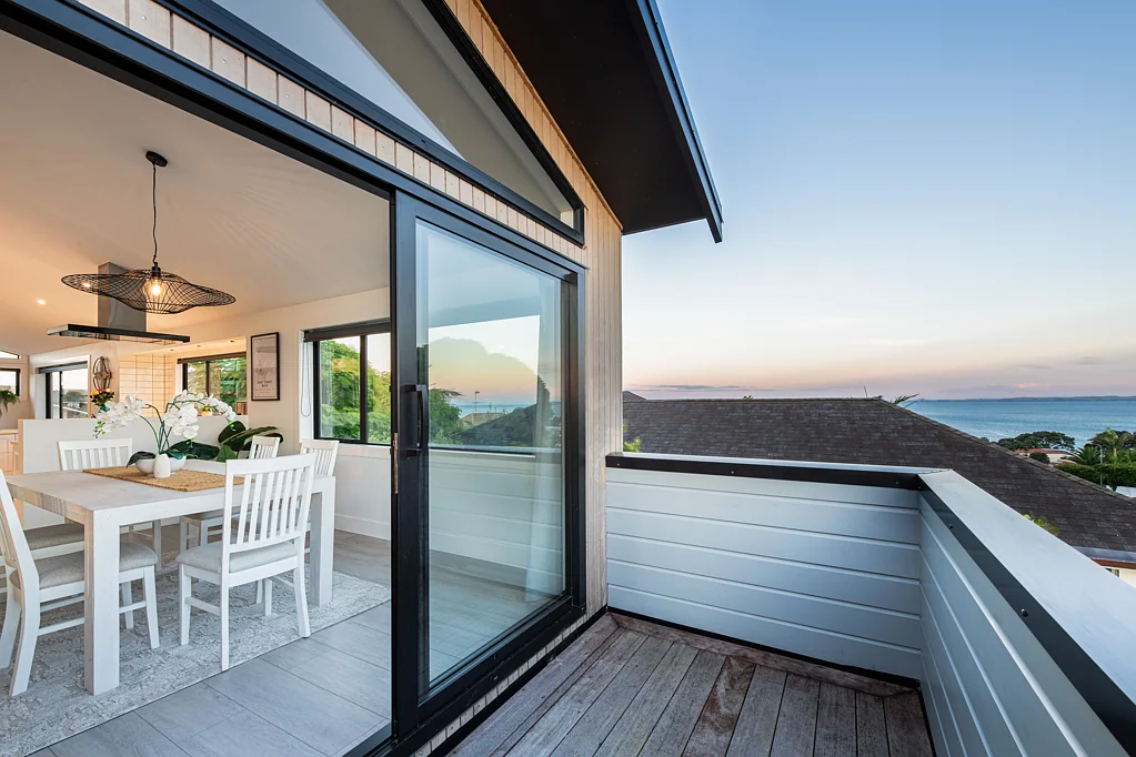 1/8 Clifton Road, Waiake, North Shore City, Auckland