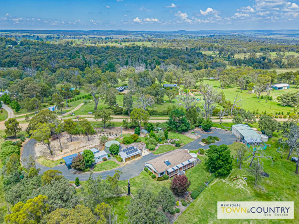 52 Budumba Road, Armidale, NSW 2350