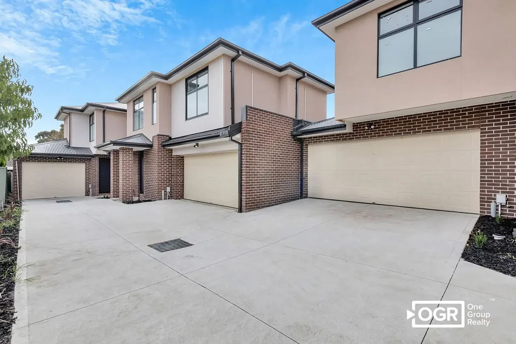 Brand-New Townhouse for Lease – Stylish & Convenient Living