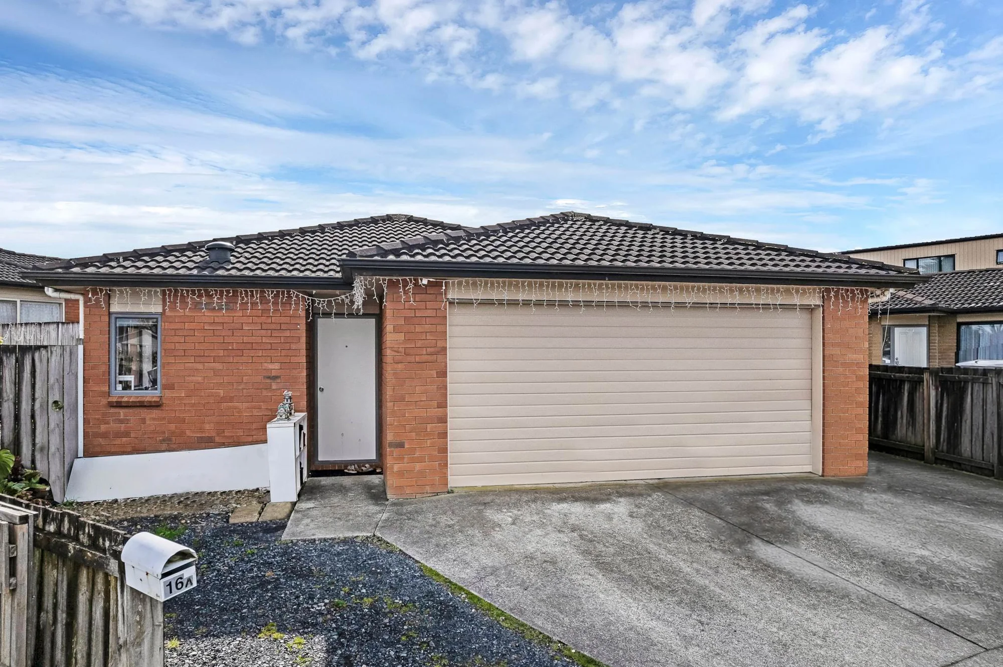 Mangere 4房  Brick & Tile 4-Bed Family Home
