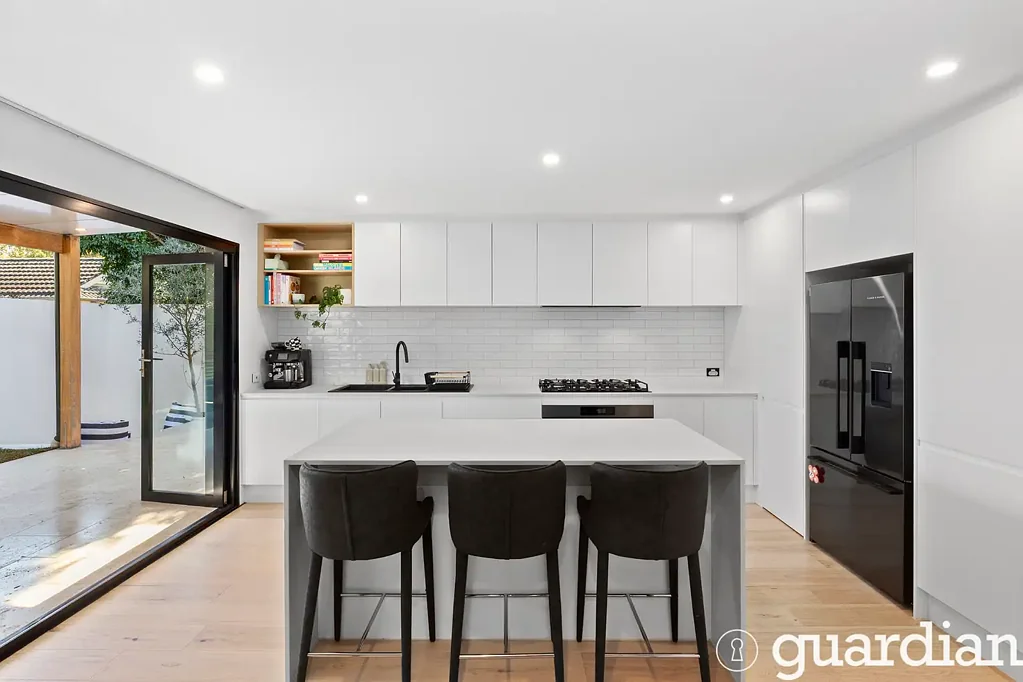 11 Angourie Court, Dural, NSW 2158