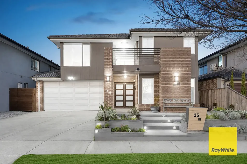 Tarneit 4બેડરૂમ Exceptional Family Living with Extensive Upgrades
