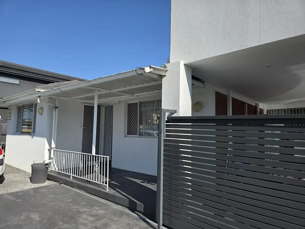 Welcome to Your New Home in the Heart of Green Valley!